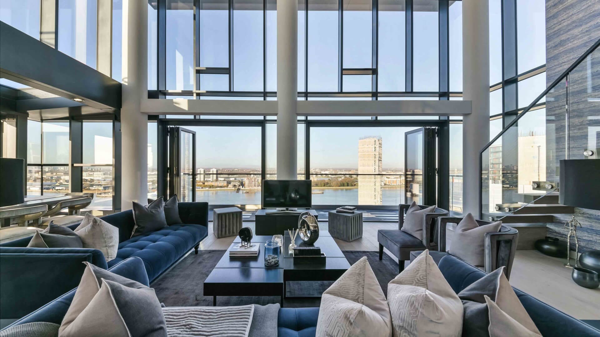 The Penthouse | Woolwich | 1.61 London