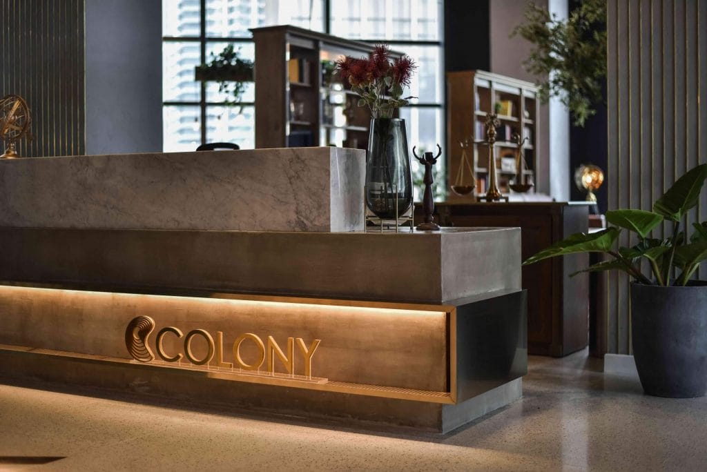 Colony Star Boulevard front desk